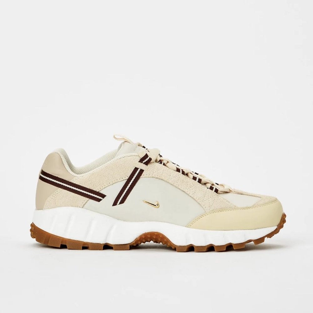 New Nike x Jacquemus Air Humara LX (Light Bone/Gold-Sail) | WMNS: 8.5 / MENS: 7